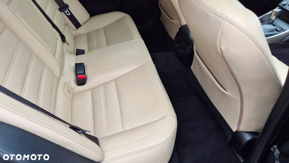 Lexus IS 200t Comfort - 15