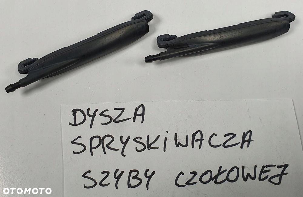 DYSZA SPRYSKIWACZA SZYBY CZOŁOWEJ MERCEDES ACTROS MP4 - 3