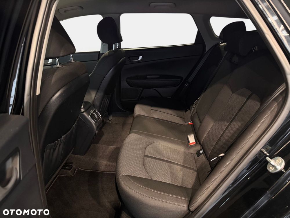 Kia Optima - 14