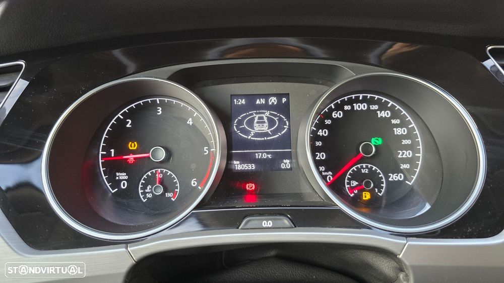 VW Touran 1.6 TDI Confortline DSG - 17