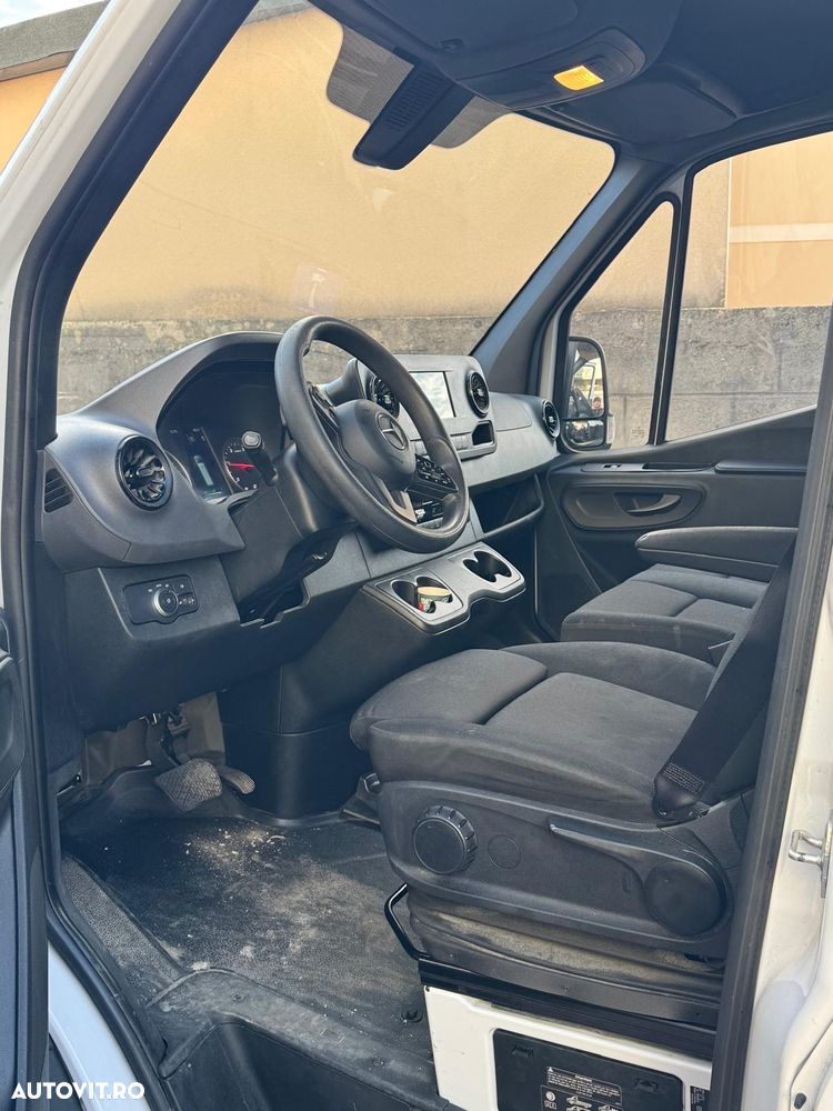 Mercedes-Benz Sprinter 317 CDI 170CP L2H2 RWD 9AT+ - 8