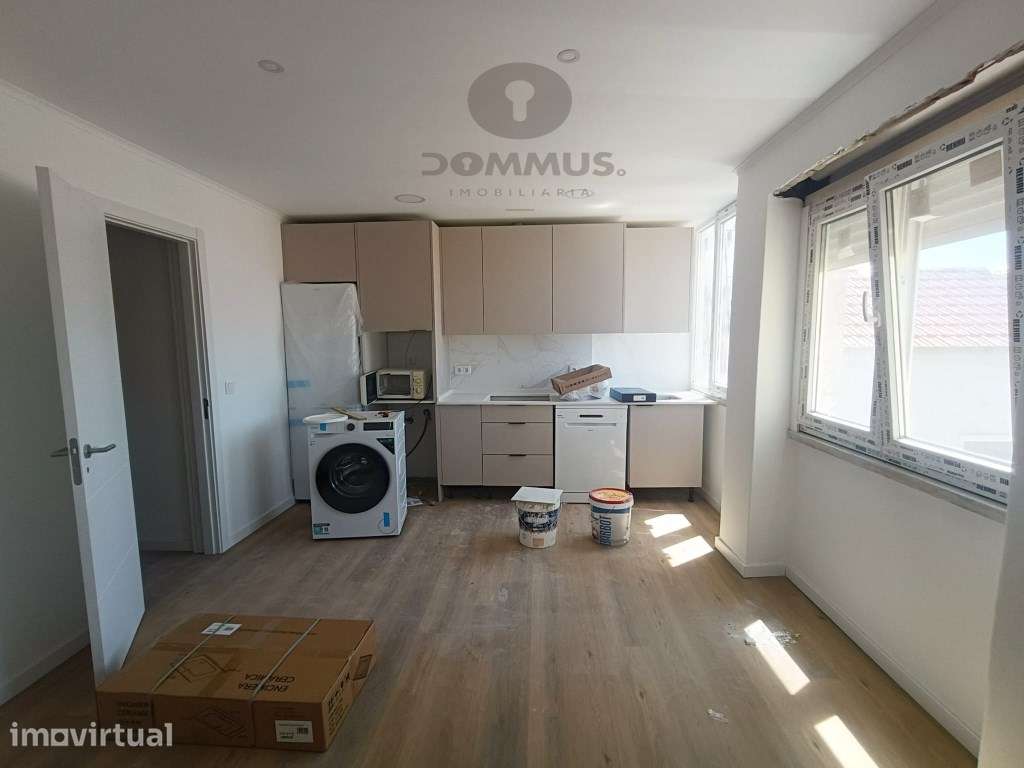 Apartamento T2 na Falagueira totalmente Remodelado - Grande imagem: 2/16