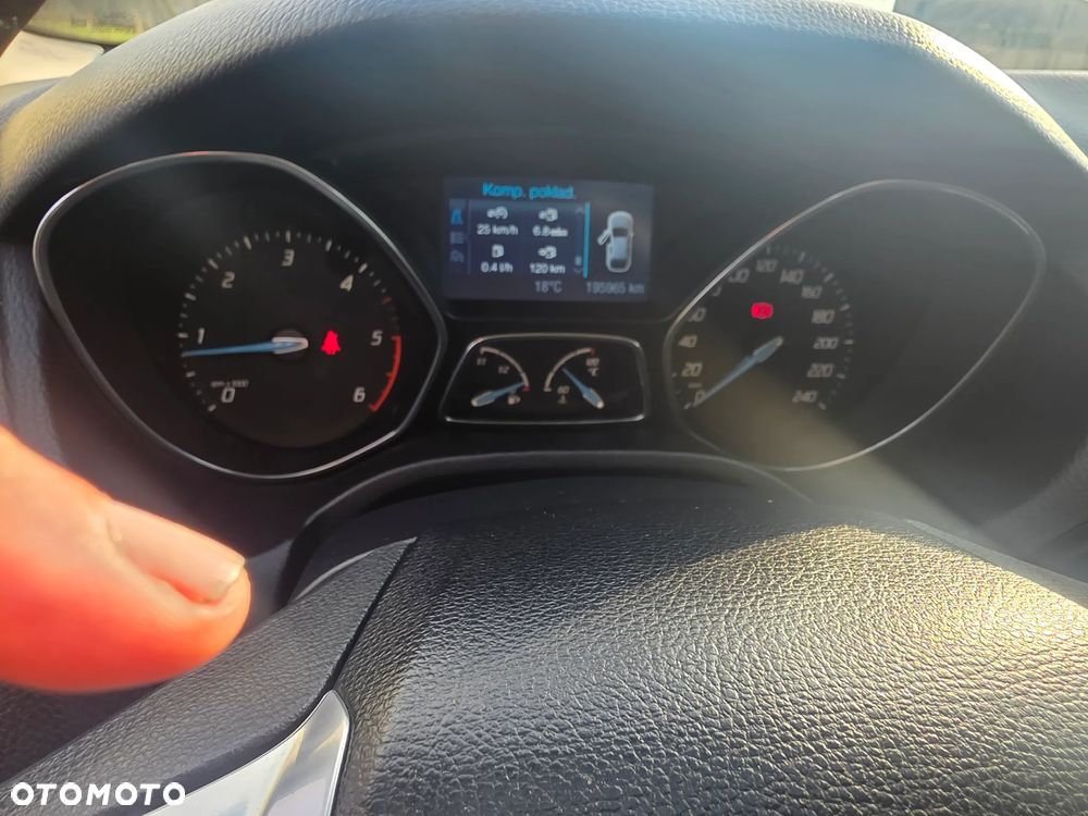 Ford Focus 1.6 TDCi DPF Start-Stopp-System Titanium - 8