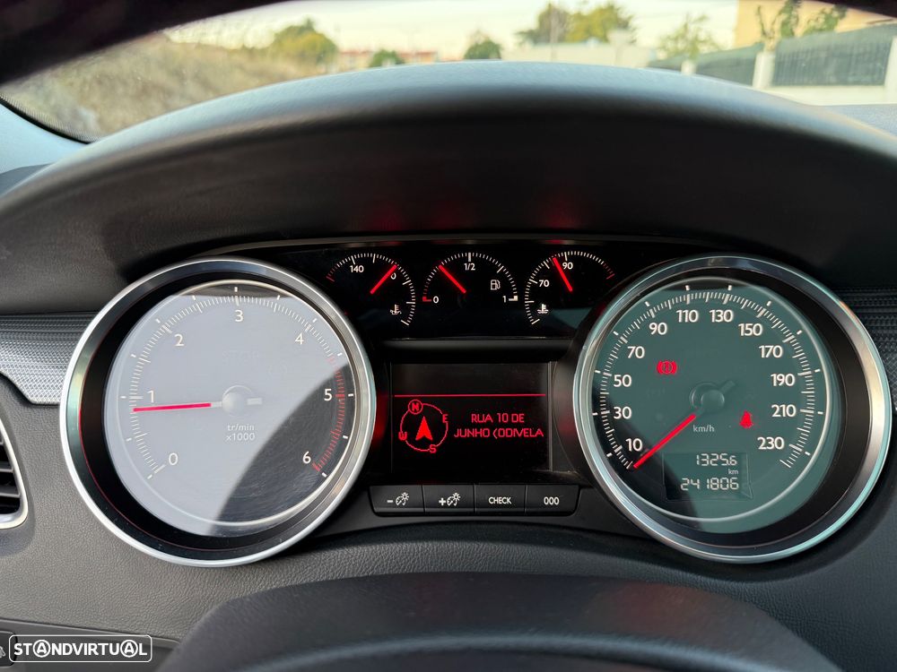 Peugeot 508 SW 1.6 e-HDi Allure J18 - 17