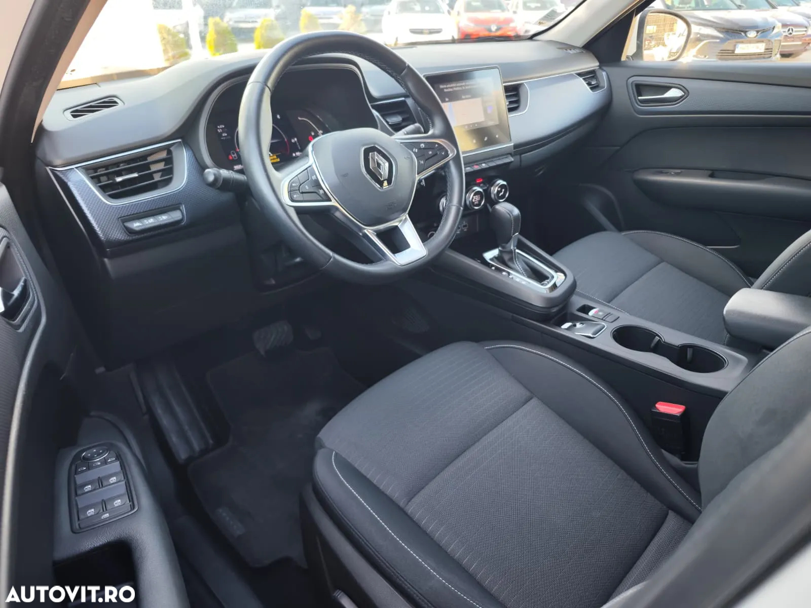 Renault Arkana E-TECH 145 Techno - 9