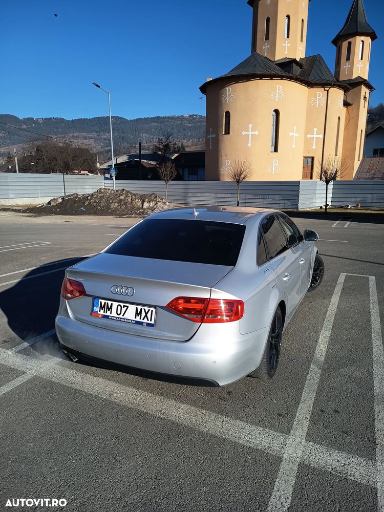 Audi A4 2.0 TFSI Attraction - 7