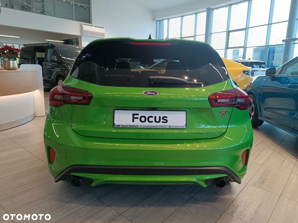 Ford Focus - 7