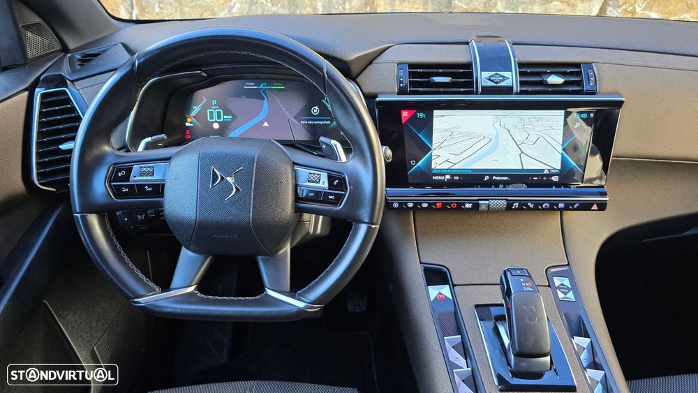 DS DS7 Crossback - 12