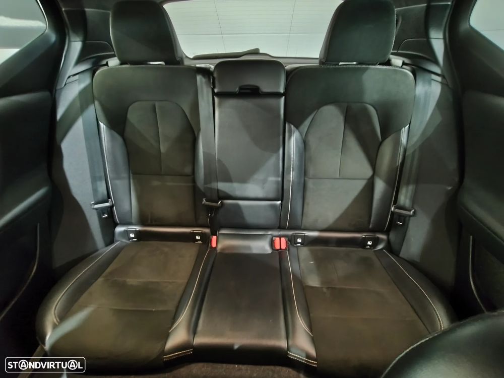 Volvo XC 40 1.5 T5 PHEV R-Design - 5