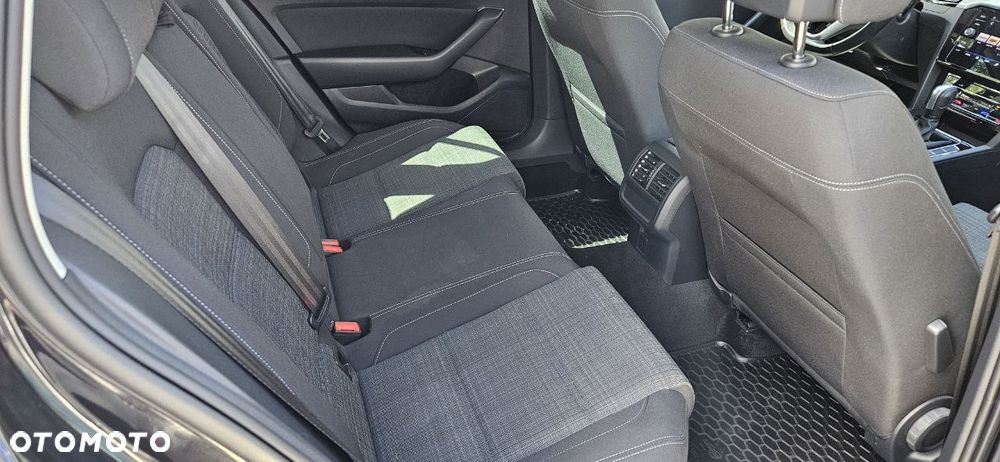 Volkswagen Passat Variant 2.0 TSI Business DSG - 30