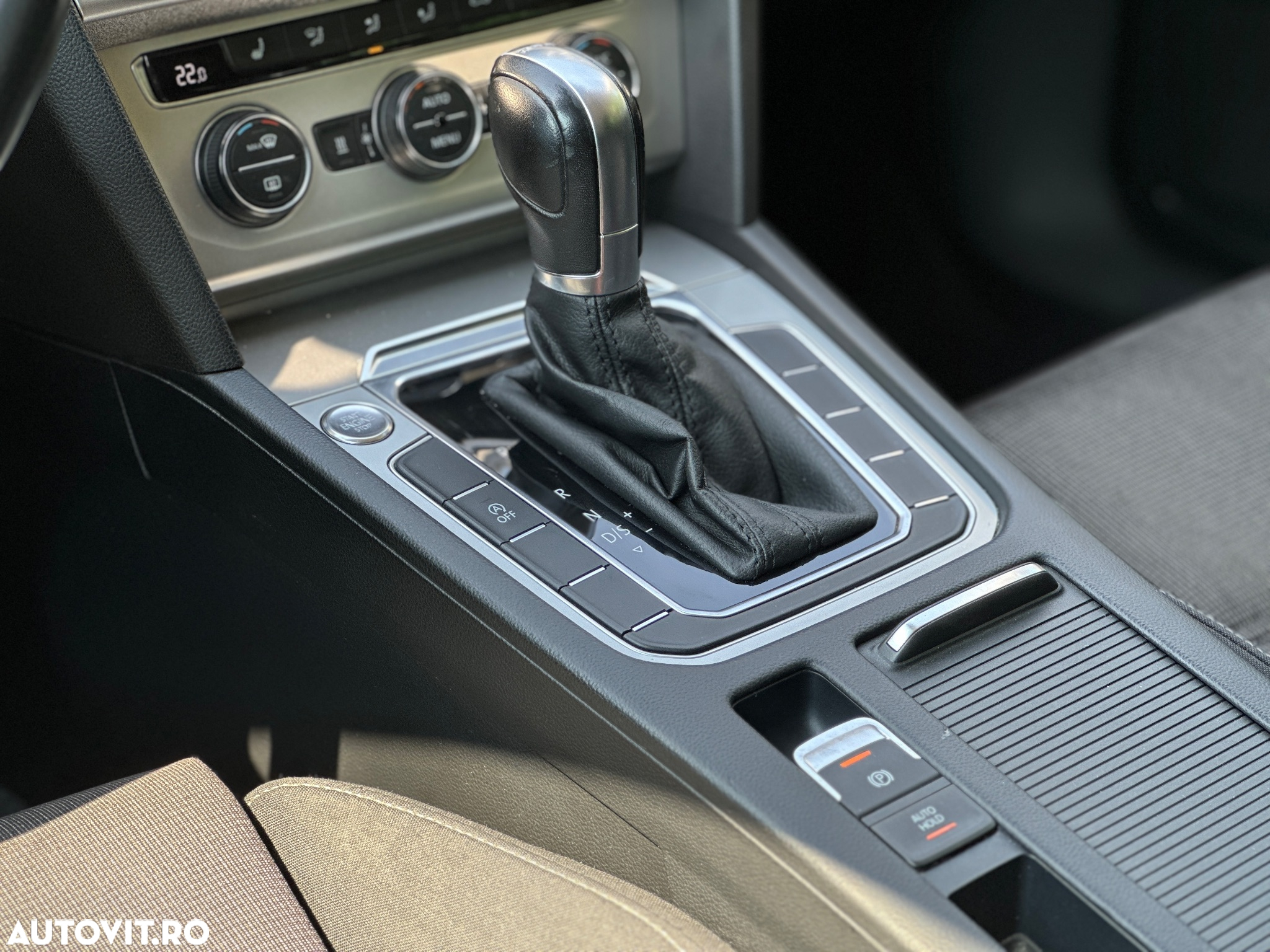 Volkswagen Passat - 9