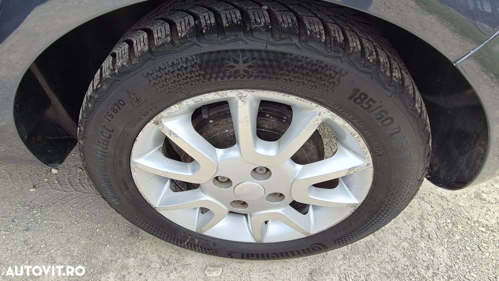 Opel Corsa 1.4 16V Innovation - 21