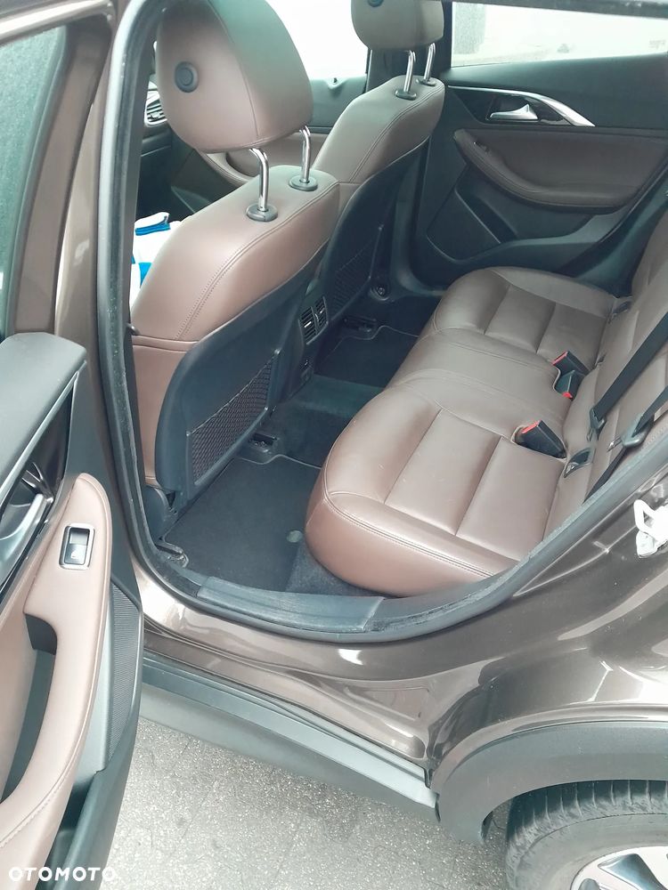 Infiniti QX30 2.2d Premium Tech AWD 7DCT - 8