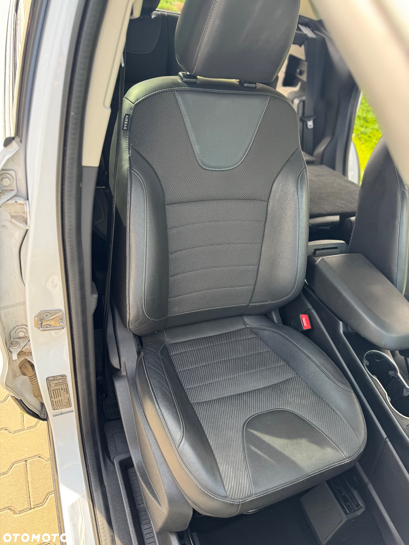 Ford Kuga 2.0 TDCi 4WD Titanium - 8