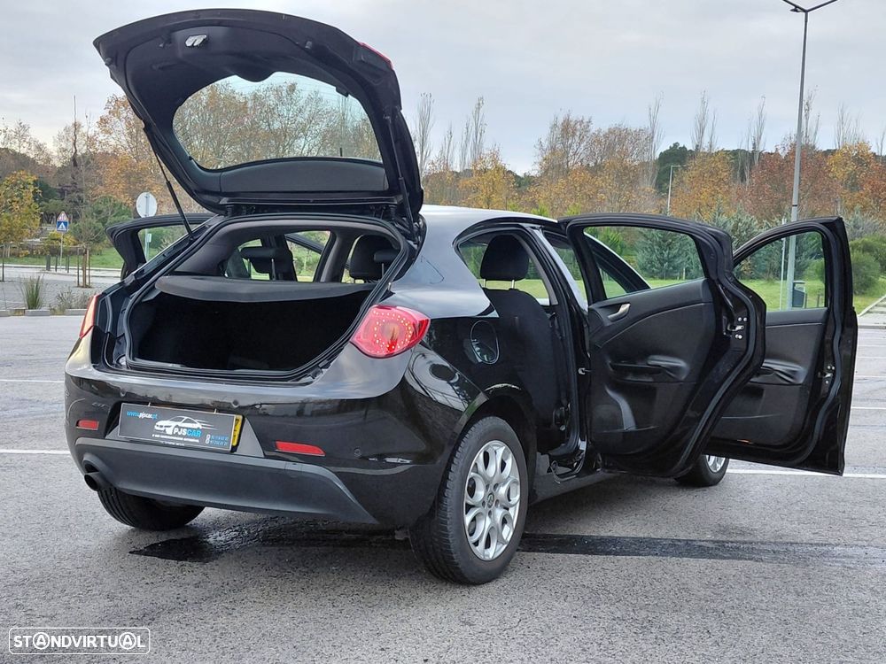 Alfa Romeo Giulietta 1.6 JTDm Super - 10