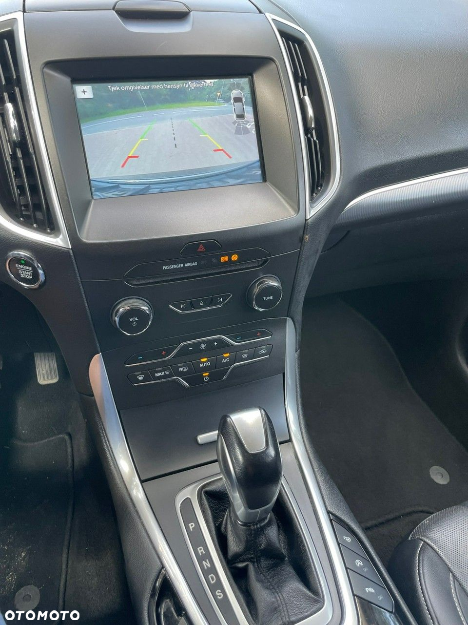 Ford S-Max - 21