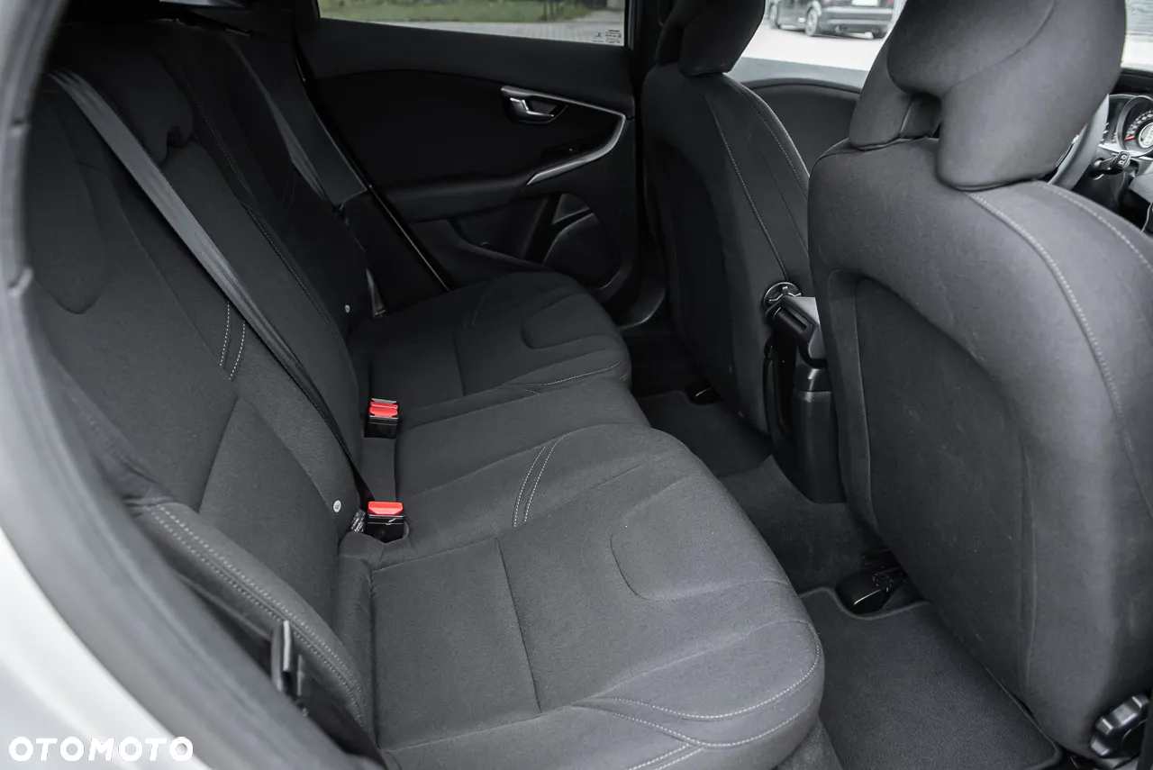 Volvo V40 - 28