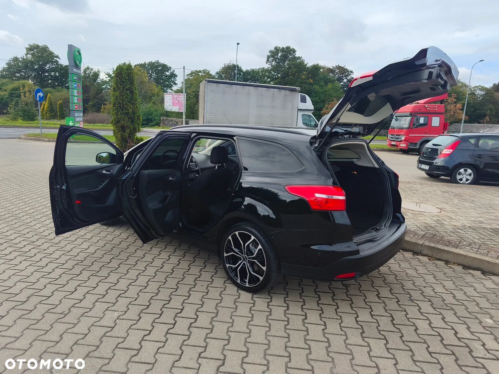 Ford Focus - 19