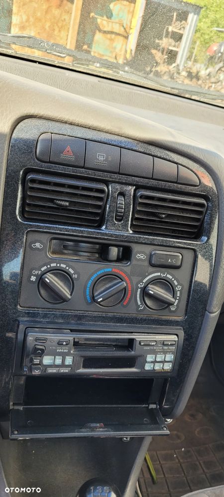 Toyota Avensis na części - 9