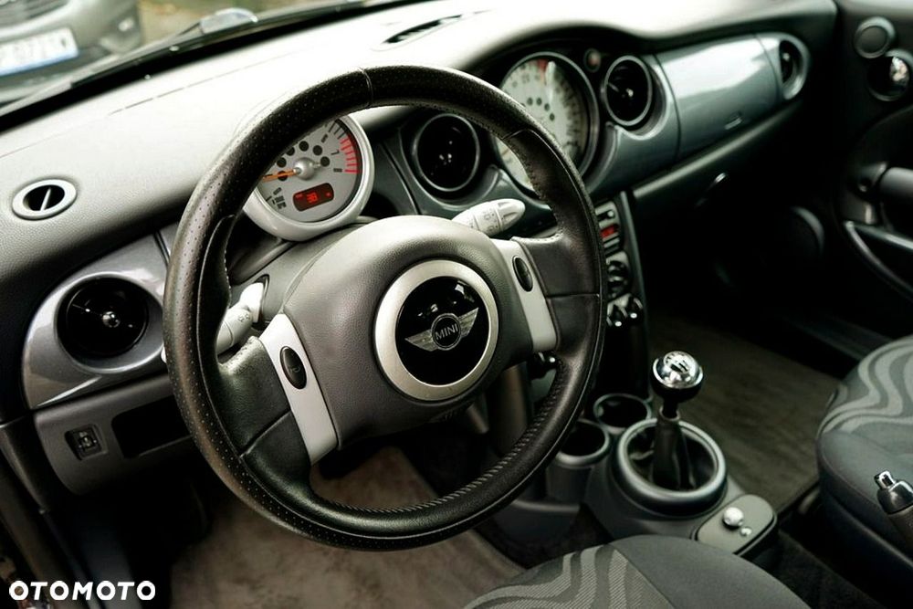MINI ONE - 20