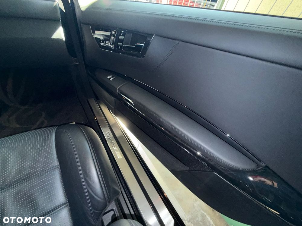 Mercedes-Benz CL 63 AMG - 24