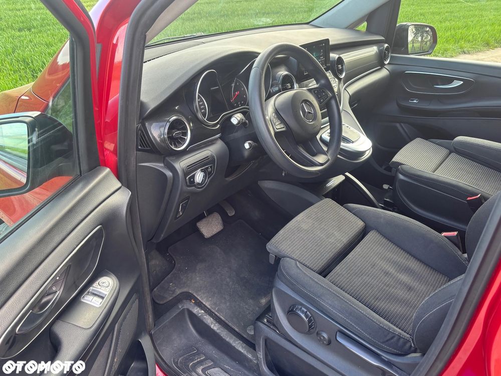 Mercedes-Benz Klasa V 220 d Extralang 9G-TRONIC - 11