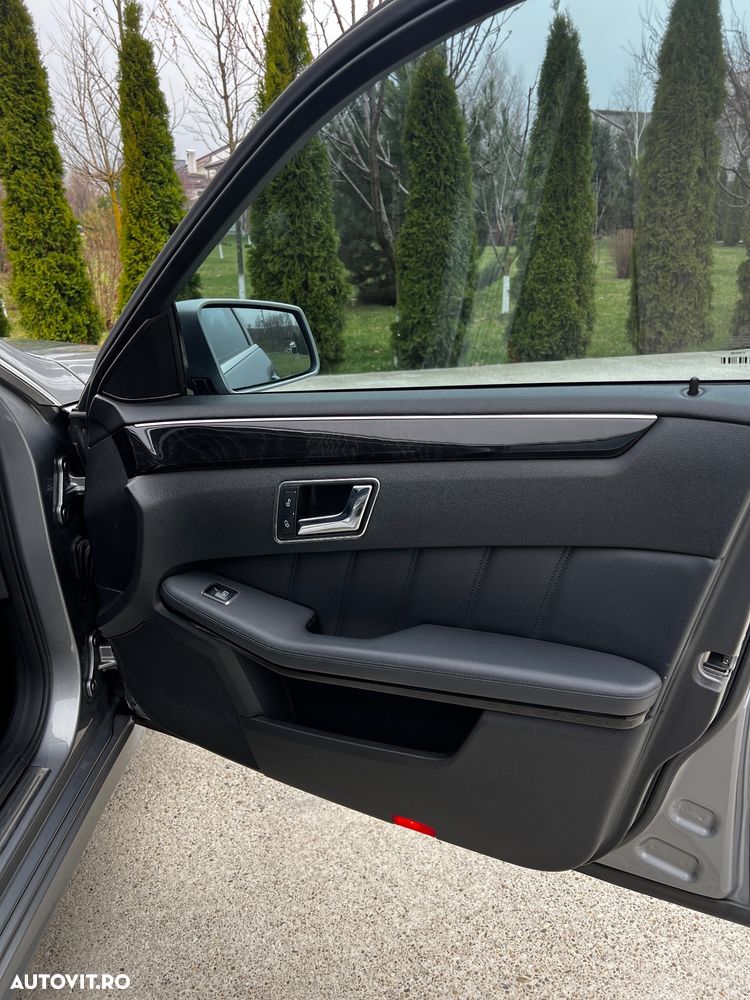 Mercedes-Benz E 220 CDI DPF BlueEFFICIENCY 7G-TRONIC Avantgarde - 15
