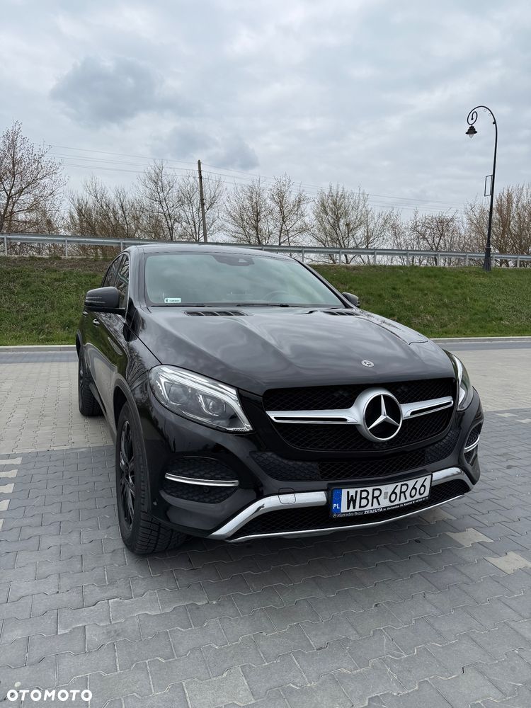 Mercedes-Benz GLE - 1