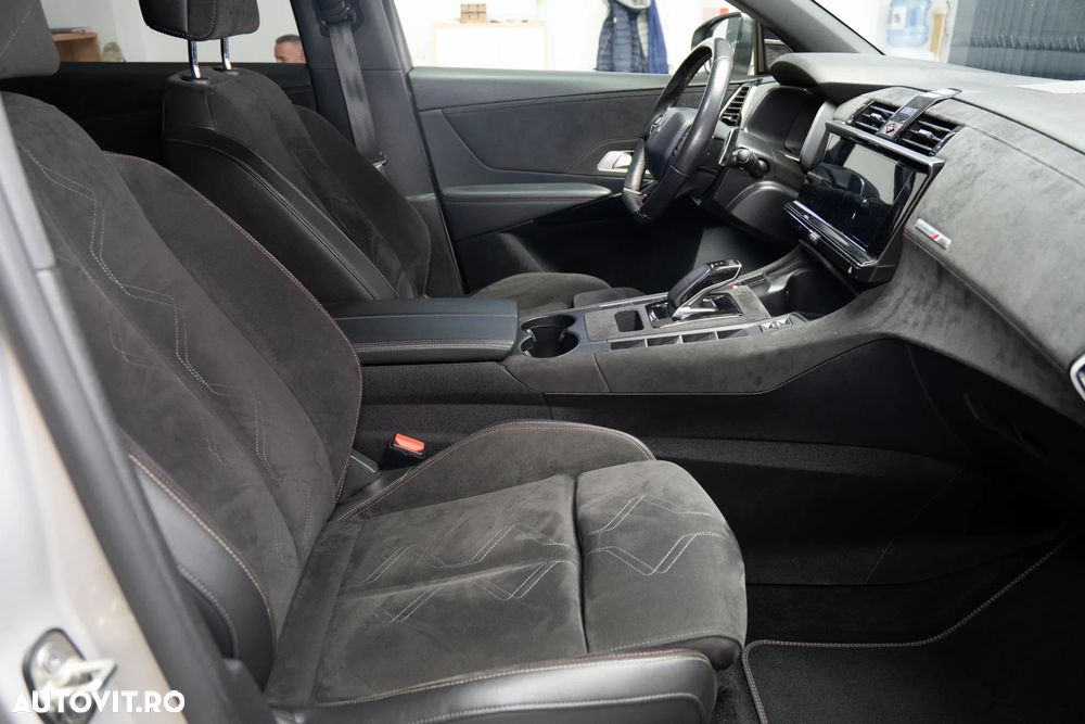 DS Automobiles DS 7 Crossback - 34