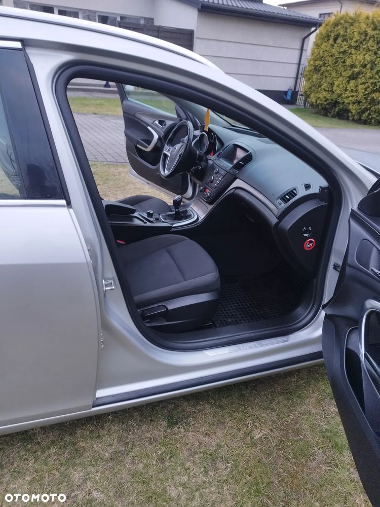 Opel Insignia - 8
