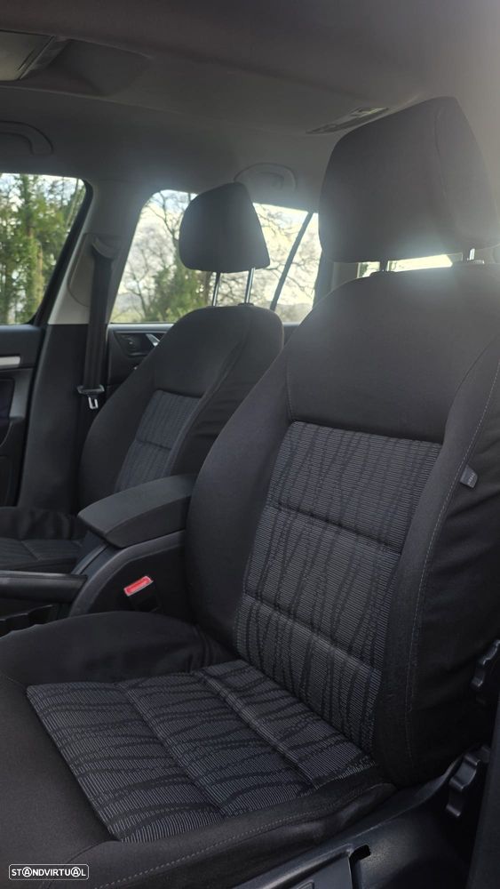 Skoda Octavia Break 1.6 TDi Ambiente - 9