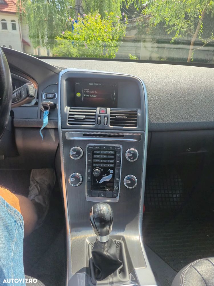 Volvo XC 60 D5AWD Start-Stop Summum - 7
