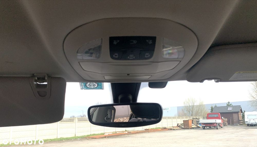 Chrysler Pacifica - 27