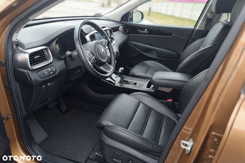 Kia Sorento - 2