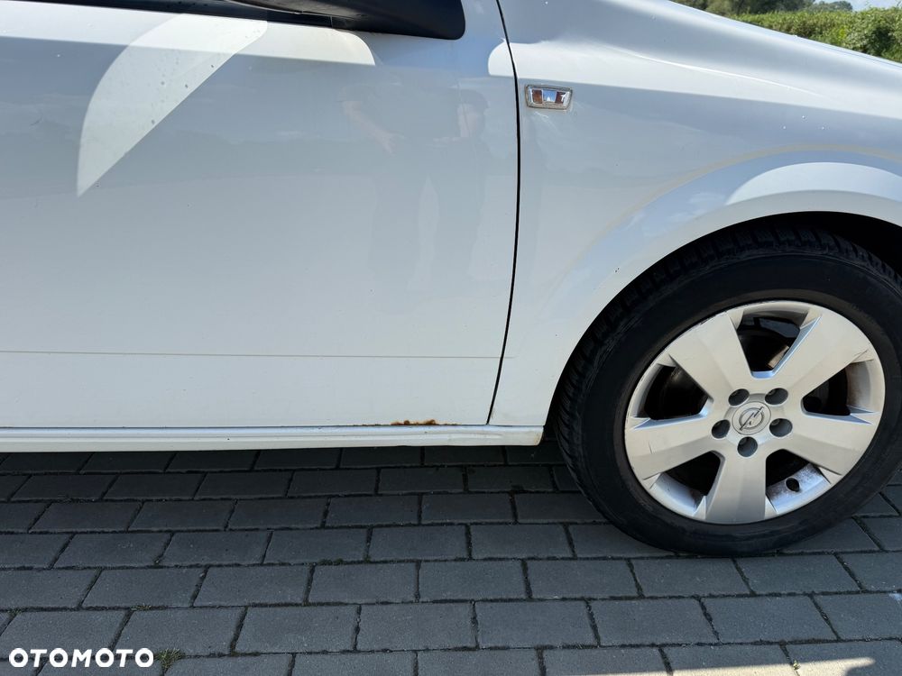 Opel Astra 1.3 CDTI Cosmo - 2