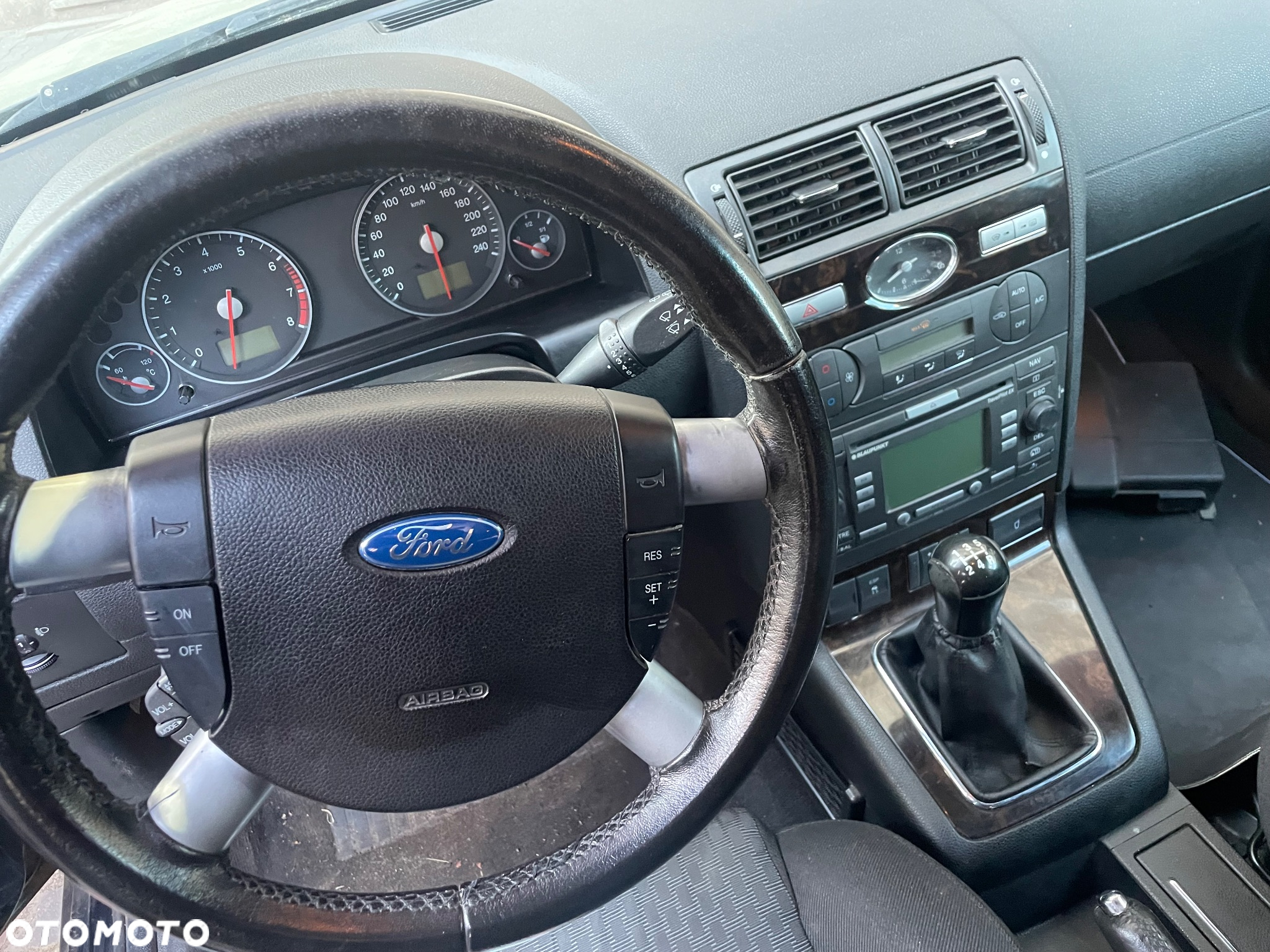 Ford Mondeo - 7
