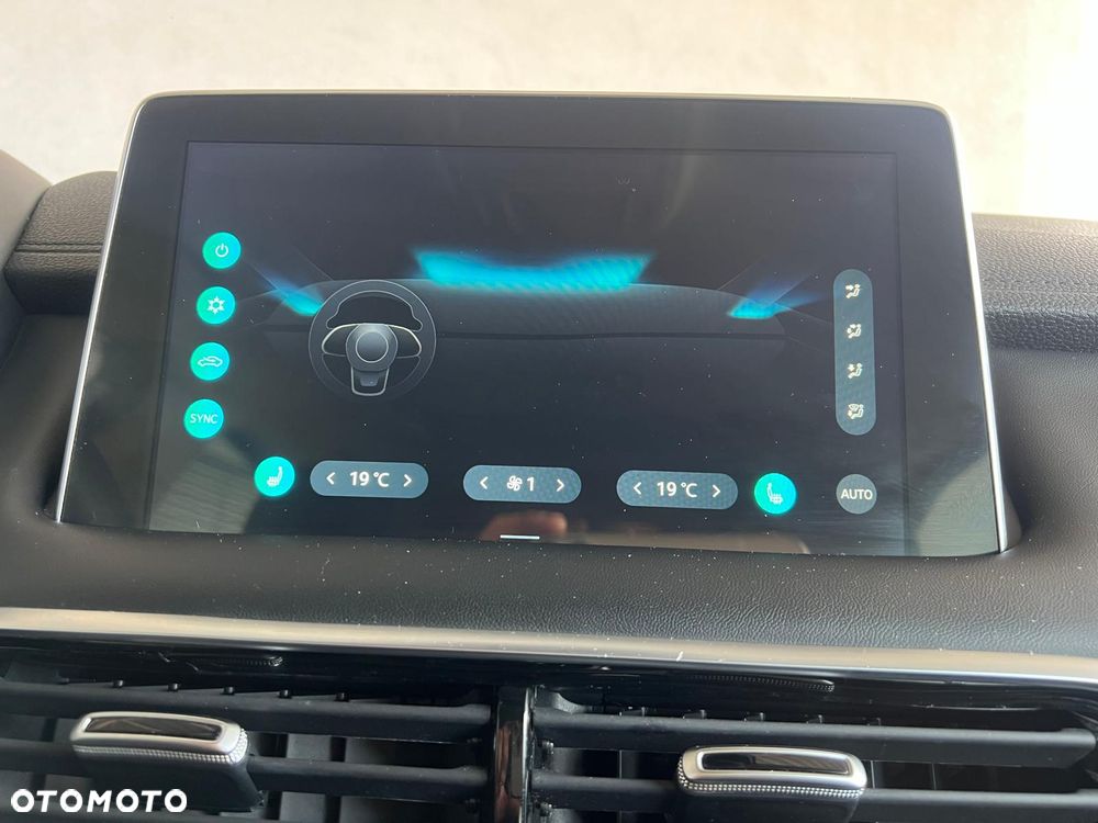 MG HS 1.5 T-GDI Excite DCT - 22