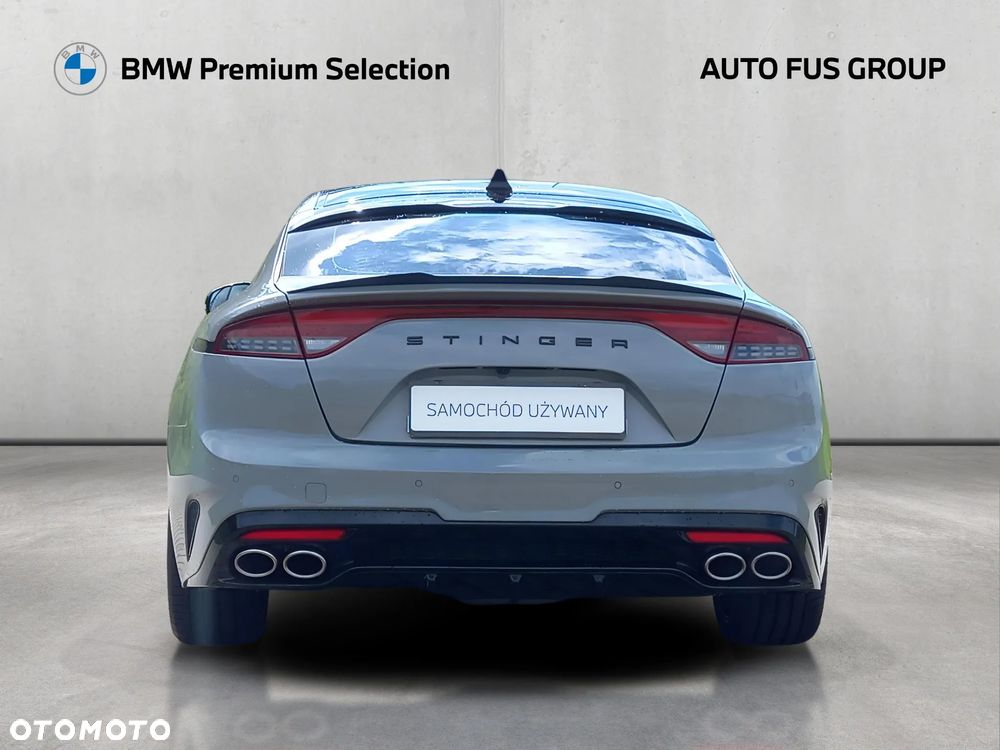 Kia Stinger - 3