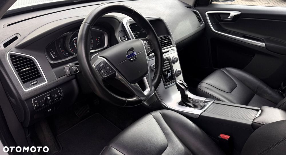 Volvo XC 60 - 12