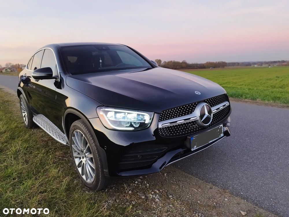 Mercedes-Benz GLC 300 4Matic 9G-TRONIC AMG Line - 10