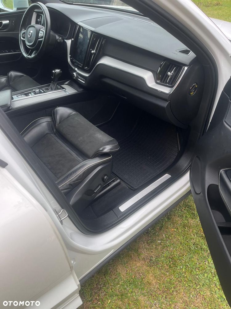 Volvo XC 60 D3 R-Design - 10