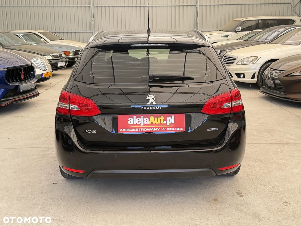 Peugeot 308 2.0 Blue HDi Allure S&S - 10