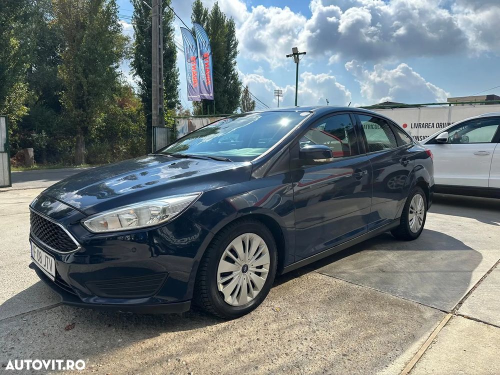 Ford Focus 1.5 TDCi Powershift Titanium - 1