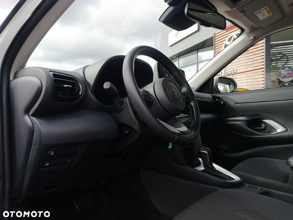 Toyota Yaris Cross Hybrid 1.5 Comfort - 19