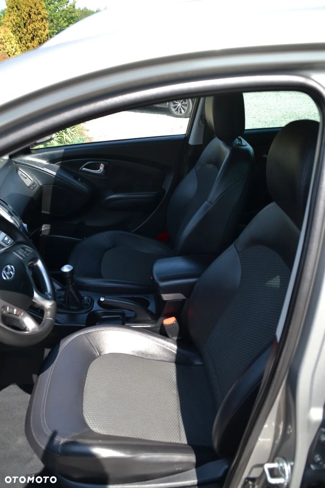 Hyundai ix35 2.0 2WD Comfort - 24