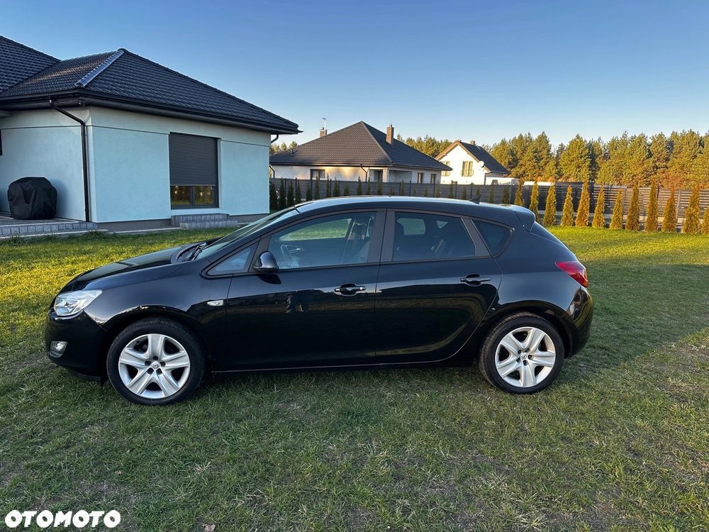 Opel Astra 1.4 Turbo Color Edition - 10