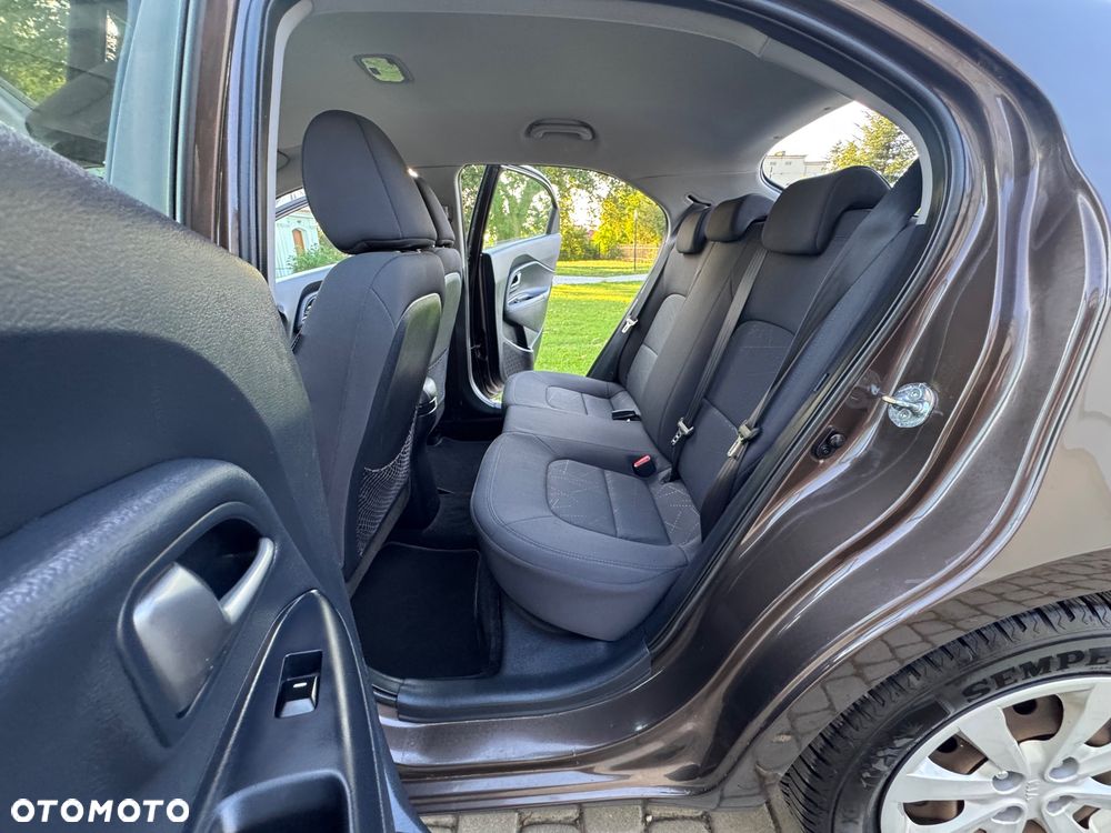 Kia Rio - 28