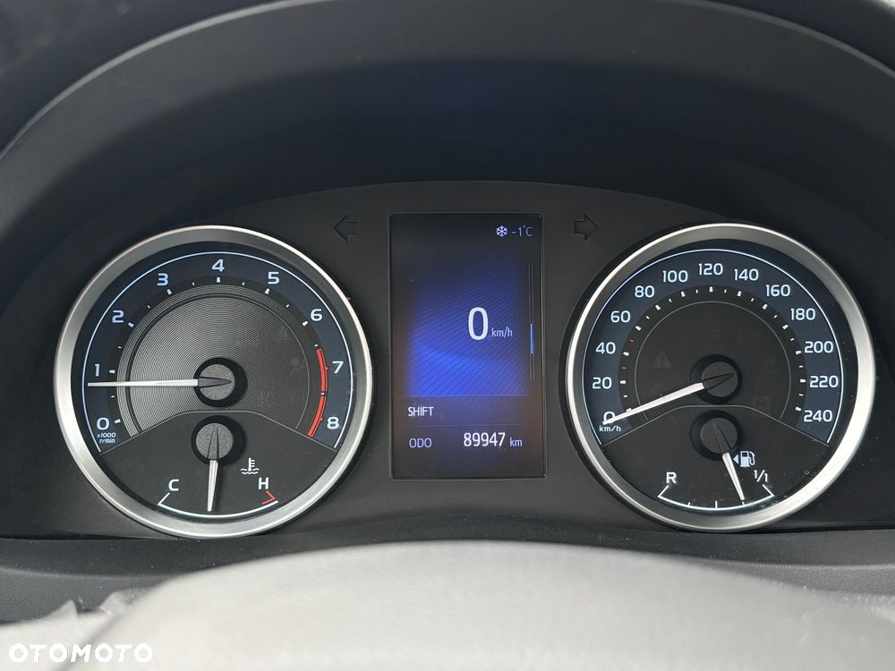 Toyota Corolla 1.6 Comfort - 14