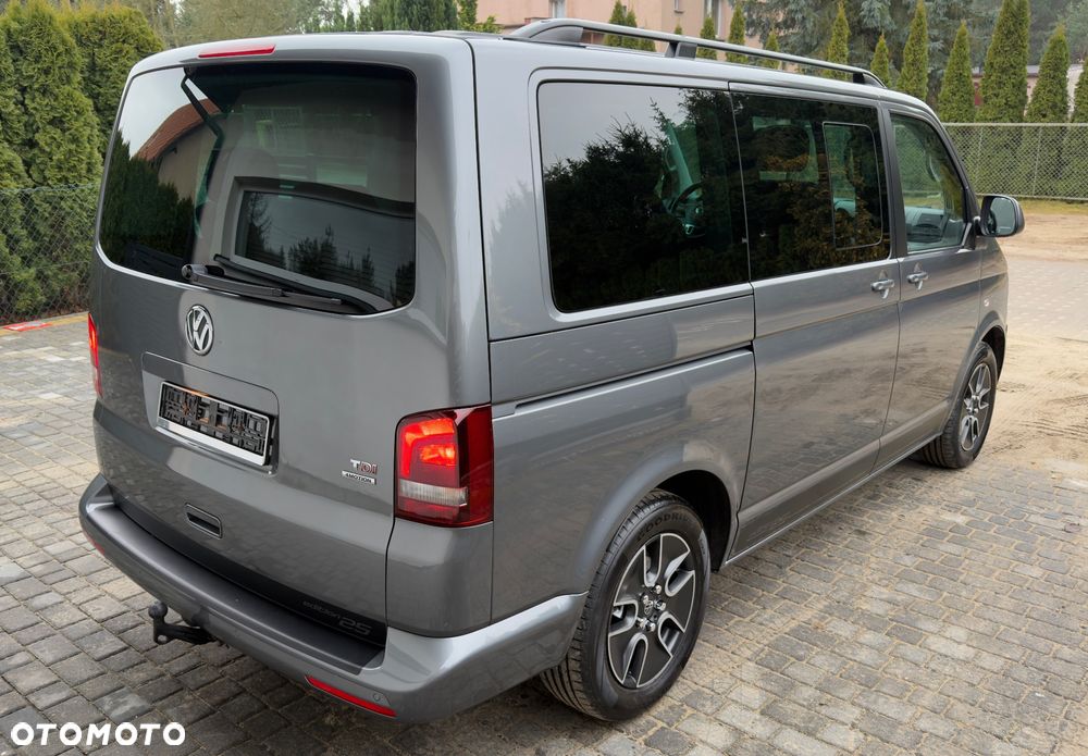 Volkswagen Multivan - 5