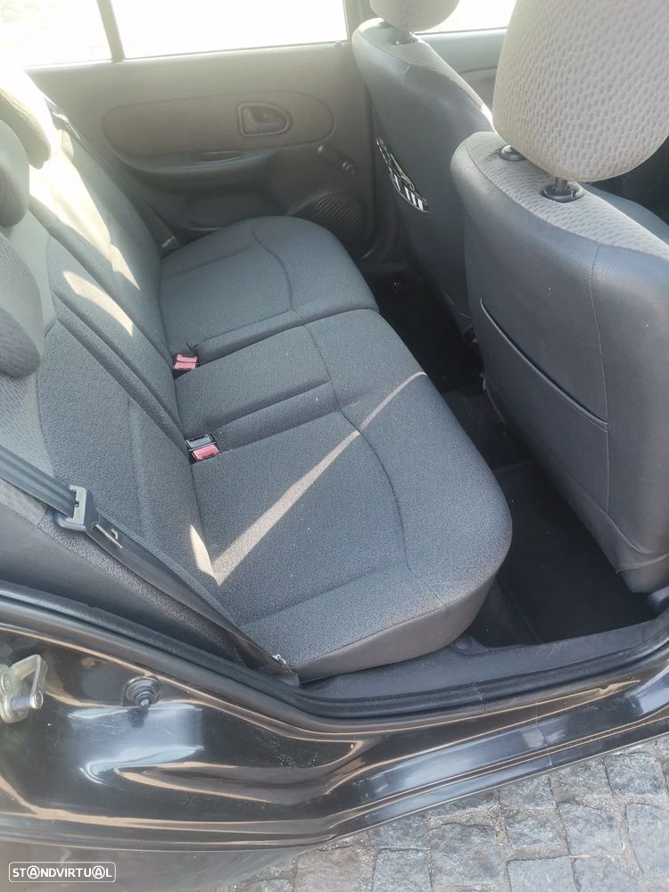 Renault Clio 1.5 dCi SE Storia - 8